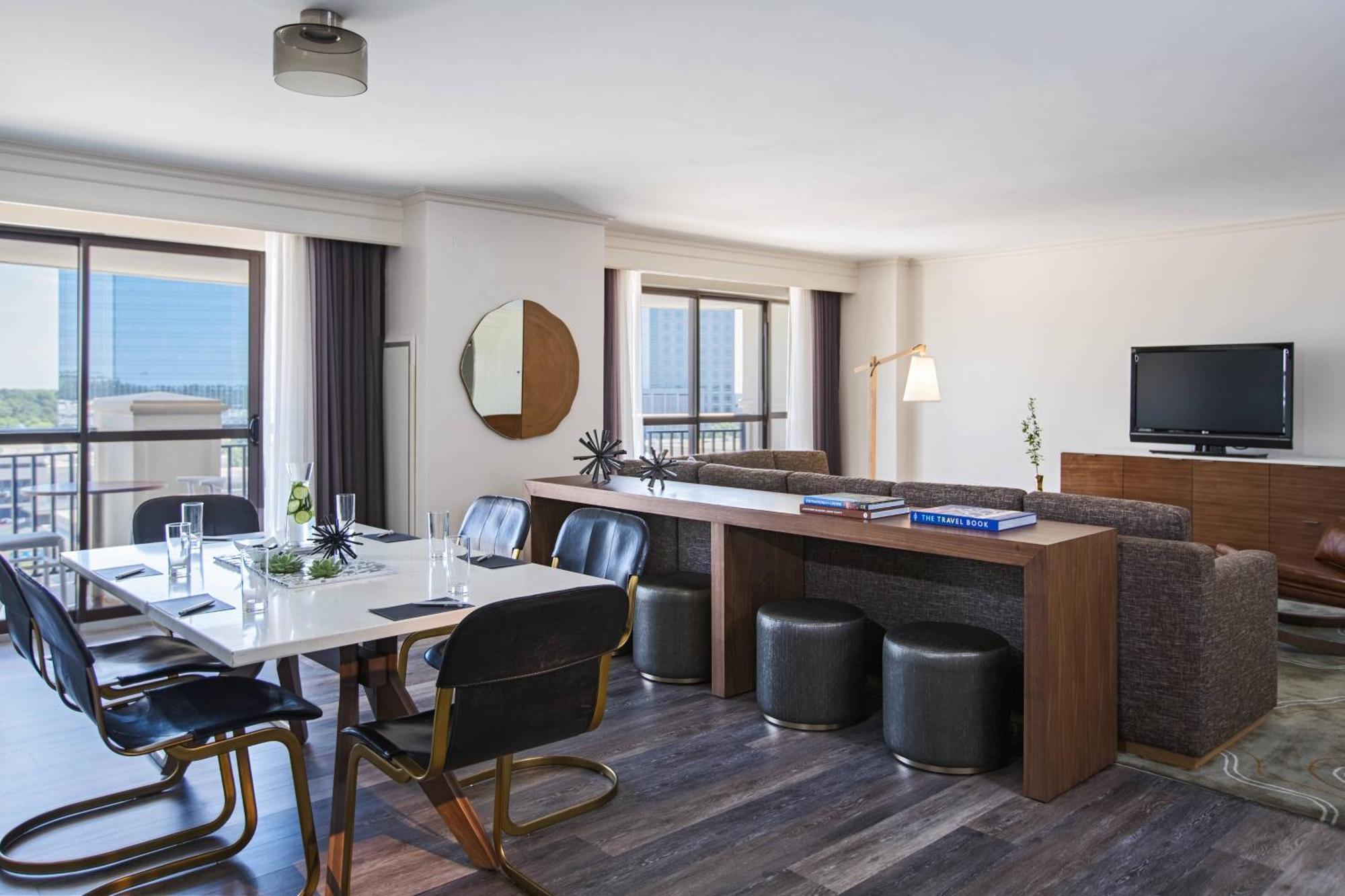 Renaissance Raleigh North Hills Hotel Eksteriør bilde