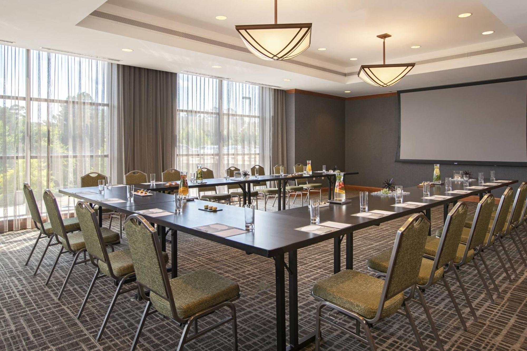 Renaissance Raleigh North Hills Hotel Eksteriør bilde