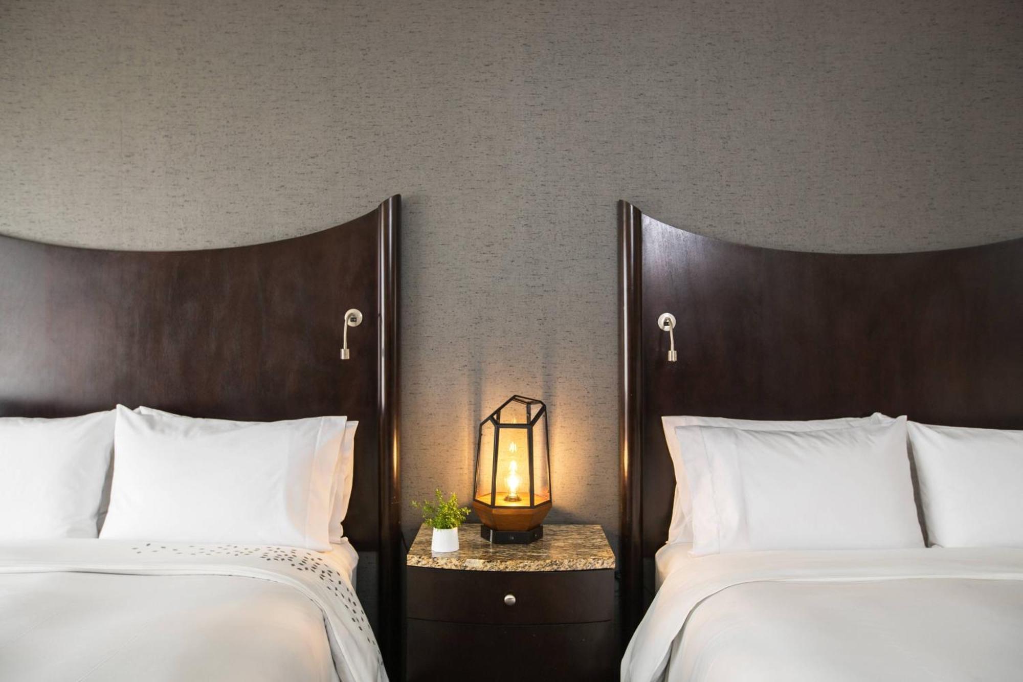 Renaissance Raleigh North Hills Hotel Eksteriør bilde