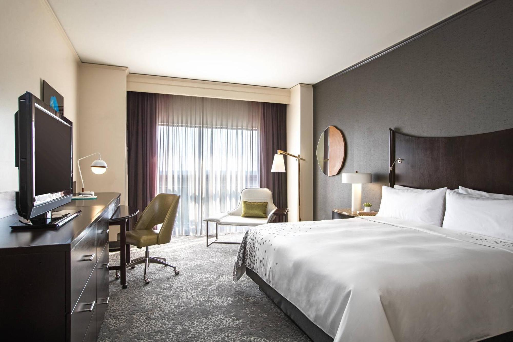 Renaissance Raleigh North Hills Hotel Eksteriør bilde
